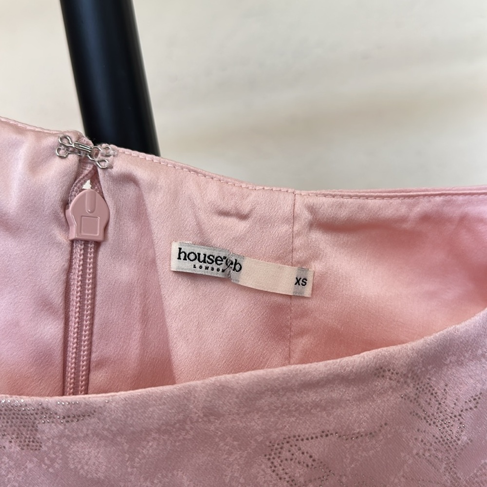HOUSE OF CB Luisette Floral Satin Midi Skirt in Pink‎ Metallic Size XS NWOT - Picture 7 of 8